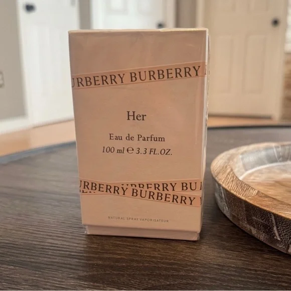 Burberry Her Eau de Parfum 100ml - Cream and Black - Picture 1 of 2